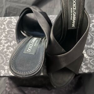 Dolce & Gabbana Elegant Black Heels